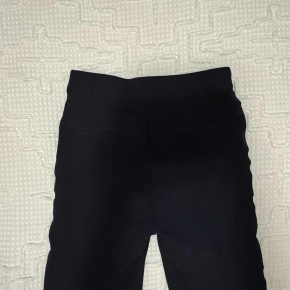 SPANX tall Ponte flare pant.   Smoke free home. - Picture 3 of 7
